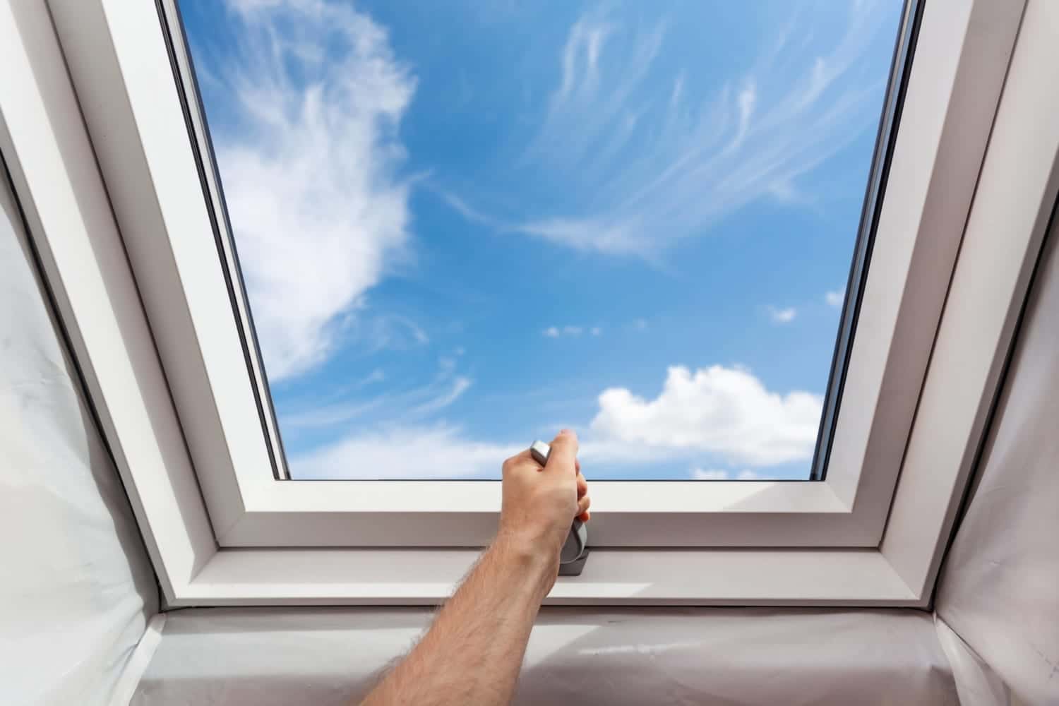 How to Fix a Leaking Skylight Inside & Out Property Inspectors