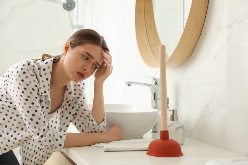 Consider using a plunger to unclog your bathroom sink. 